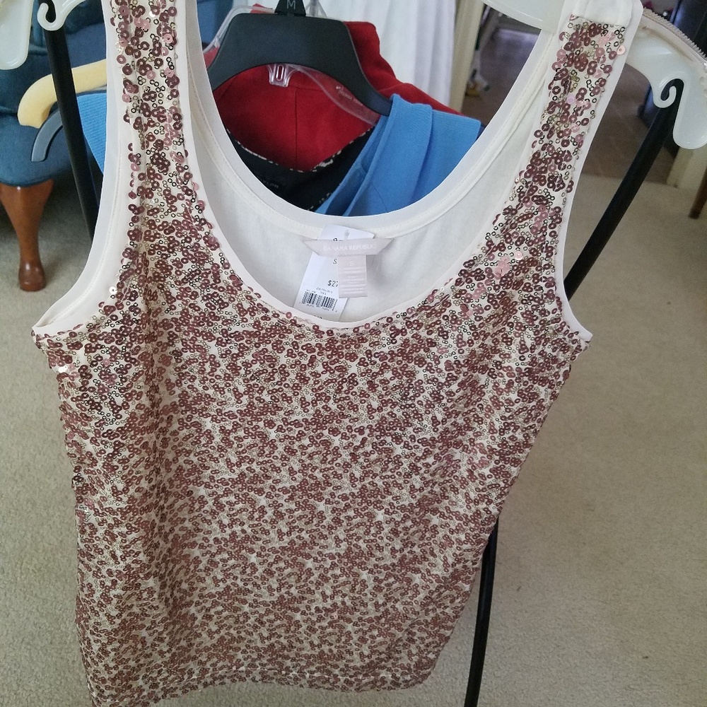 Bannana Republic sleeveless tank with sequins